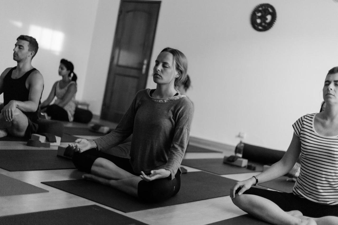 Surf Yoga Ericeira Guest House 外观 照片